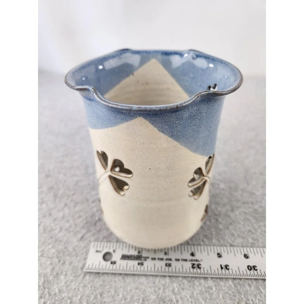 Vtg Welsh Art‎ Pottery Candle Vase Pillar Gray Davis Heart Flowers Clovers 1983